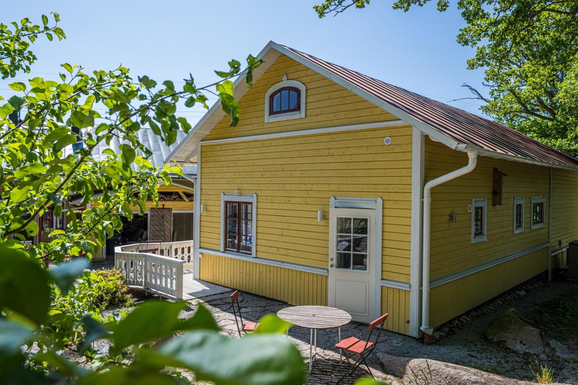 Borakra Bed & Breakfast Карлскруна Экстерьер фото